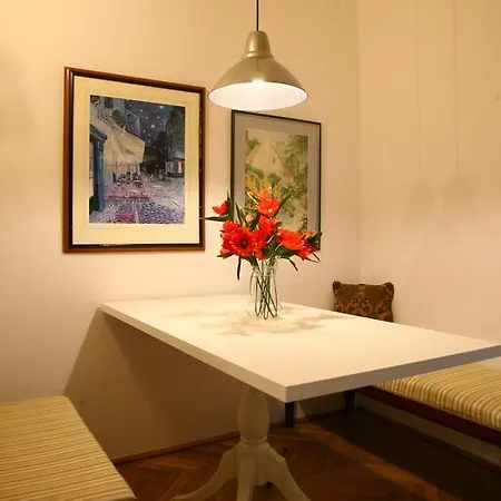 Maly Rynek Miodosytnia Appartement Krakau
